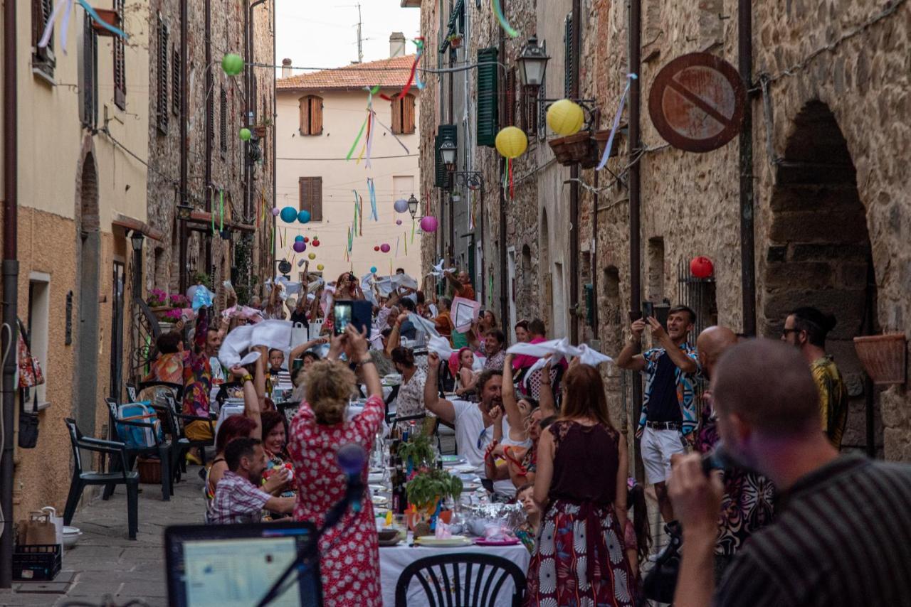 Borgo Di Caldana Accoglienza Turistica Diffusa Luaran gambar
