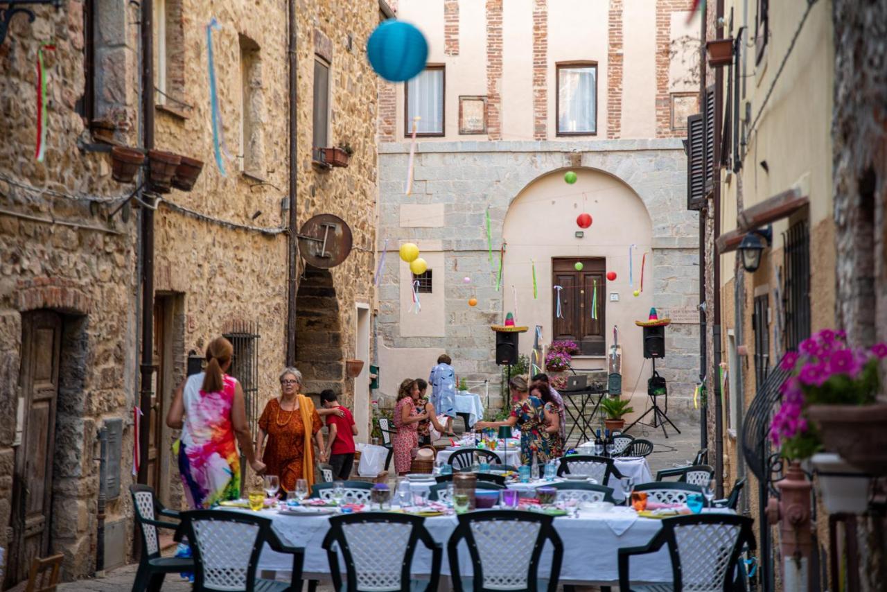 Borgo Di Caldana Accoglienza Turistica Diffusa Luaran gambar